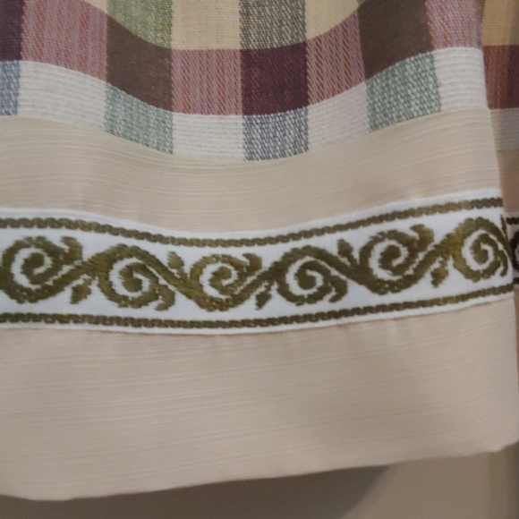 ➗ " Victorian Country" Valances - Picture 2 of 8